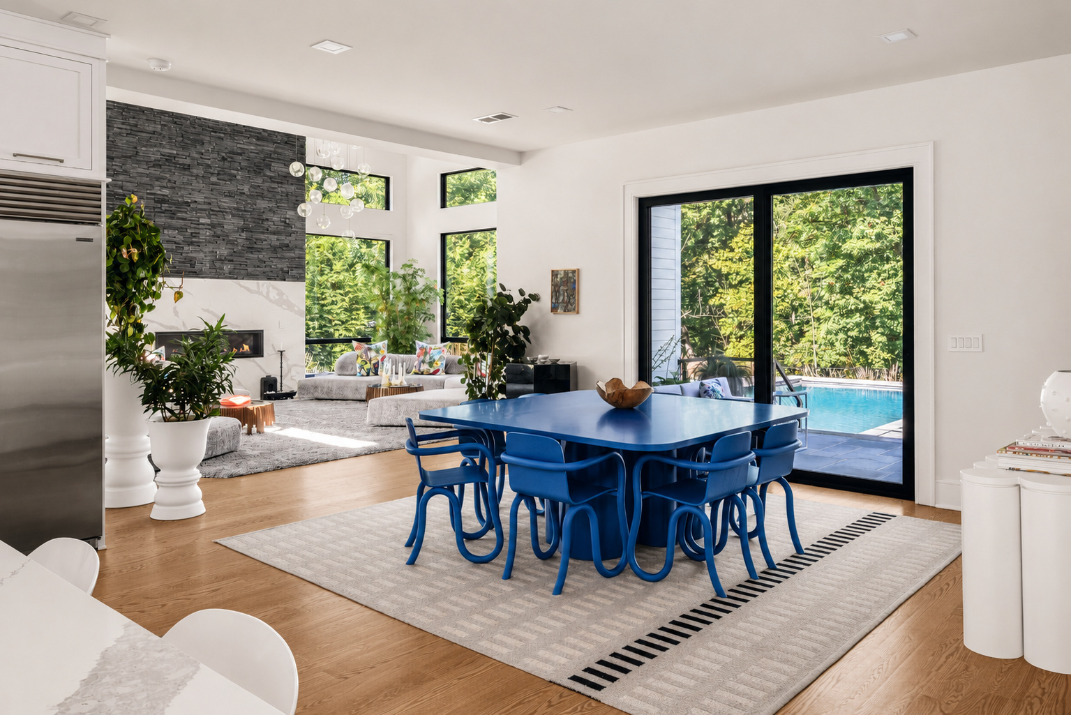 Dining detail at 286 Hartshorn Drive, Short Hills